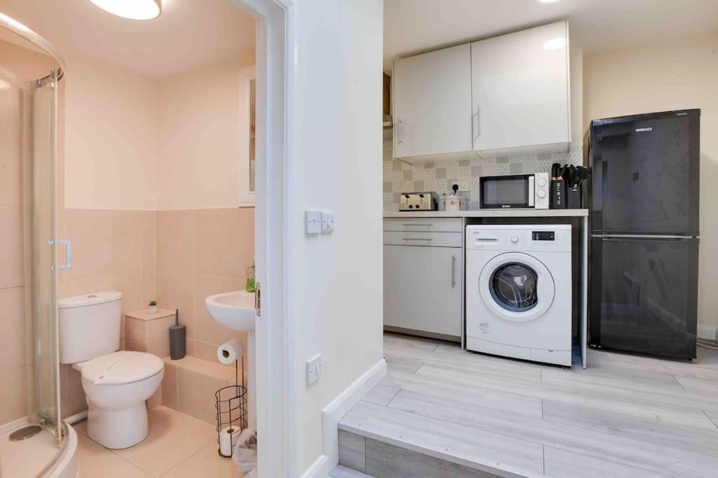 Elm Cottage Ipswich Bagian luar foto